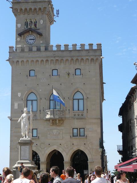 Palazzo Pubblico z 19. století